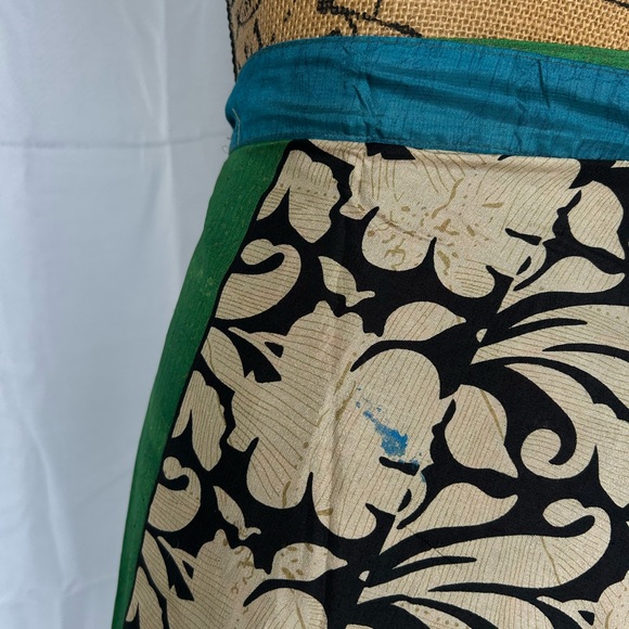 Earthbound trading company reversible  boho festival rap skirt - Picture 10 of 12